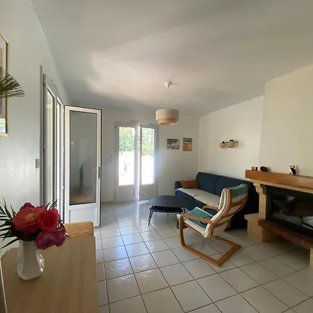 Maison Familiale A La Tranche-sur-mer, Proche Plage, Terrasse, Parking - Fr-1-22-374